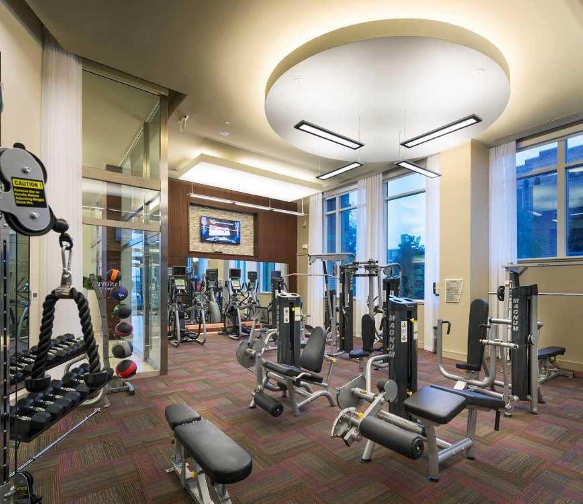 Global Luxury Suites At Toone Street Baltimore Exterior photo