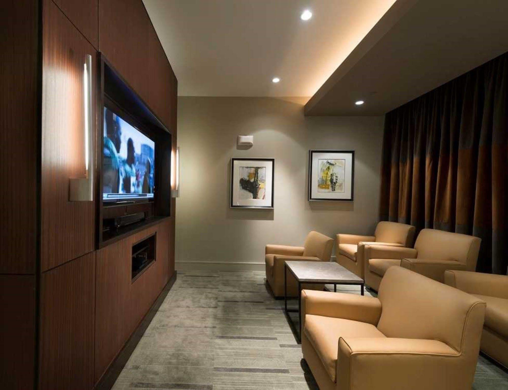 Global Luxury Suites At Toone Street Baltimore Exterior photo